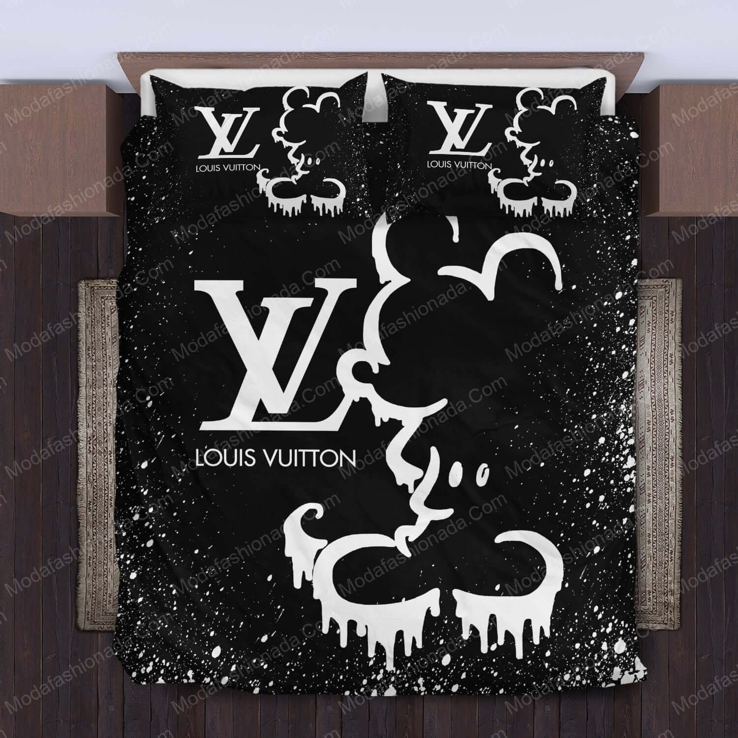Black Louis Vuitton Bed Set - Modafashionada.Com